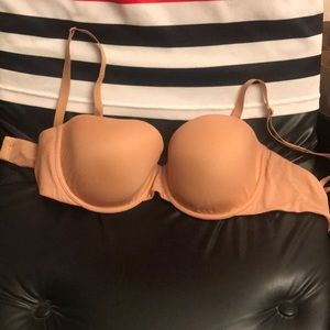 Victoria secret bra nude 34D